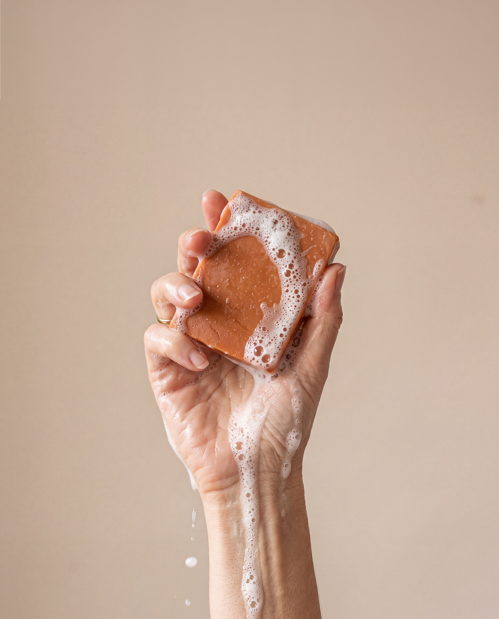 Fade your dark spots in only 30 seconds a day